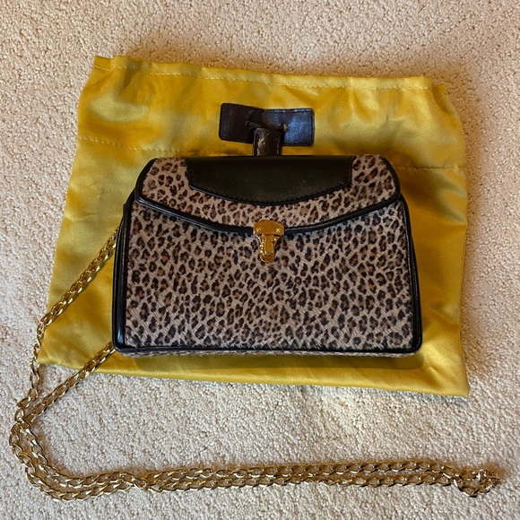 VBH Aurora Shoulder Bag - Picture 1 of 9